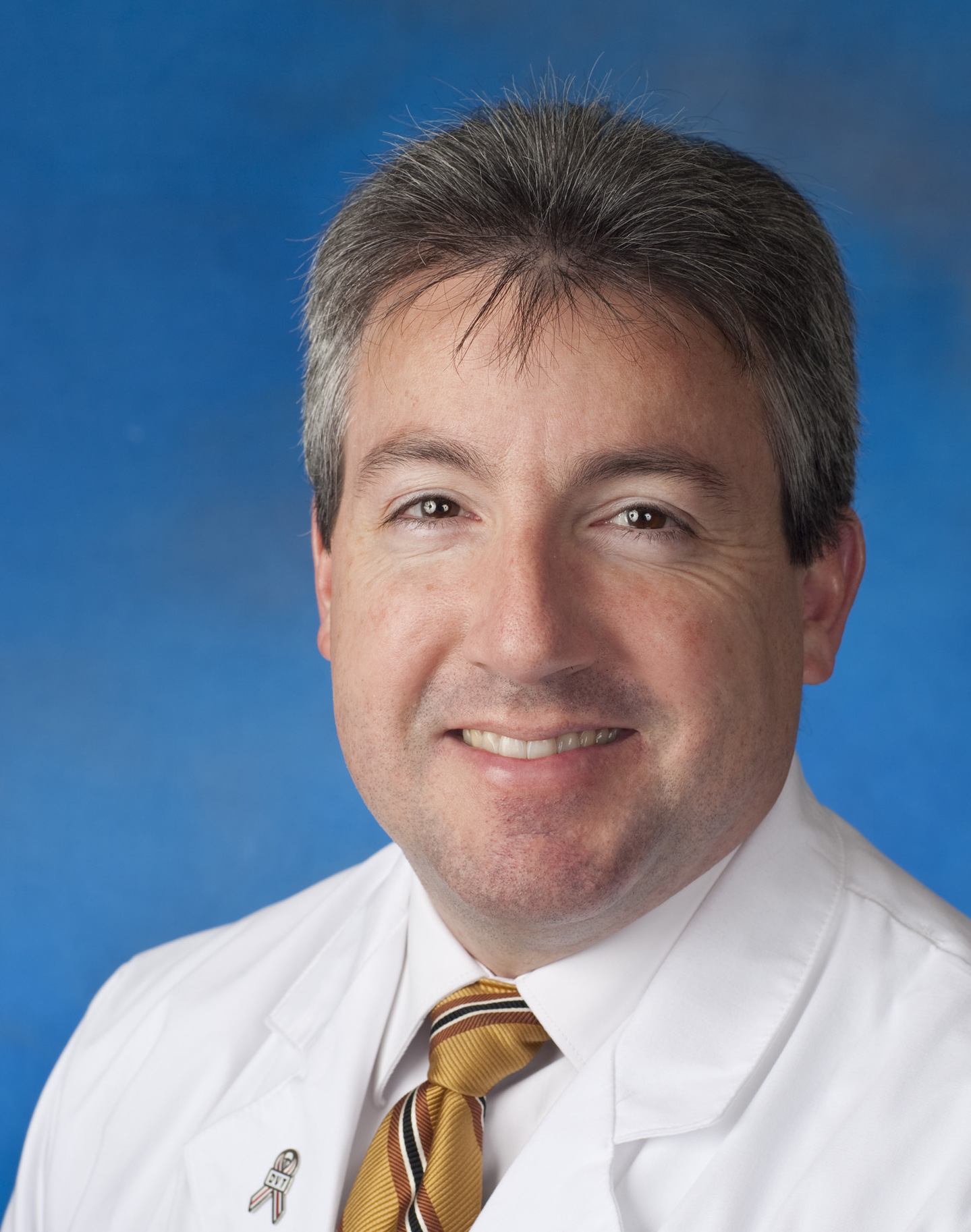 Norris Receives Covenant Health Leadership Award