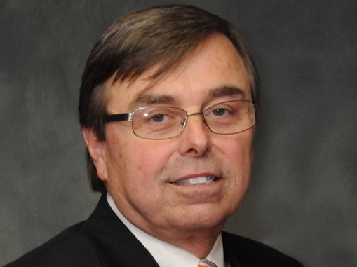 Scholarship endowment honors Rich Helms
