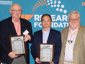 Pharmacy faculty recognized at 2019 Innovation Award ceremony