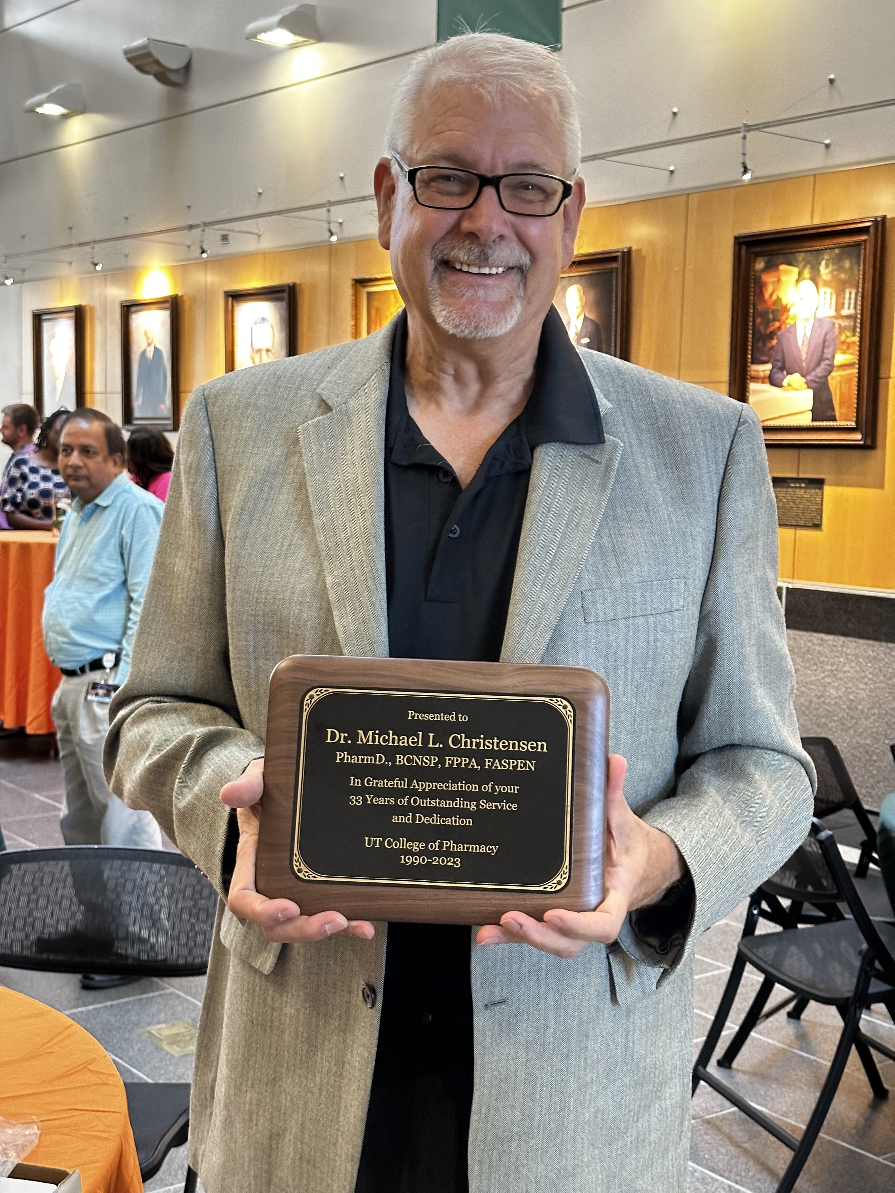 Dr. Michael Christensen