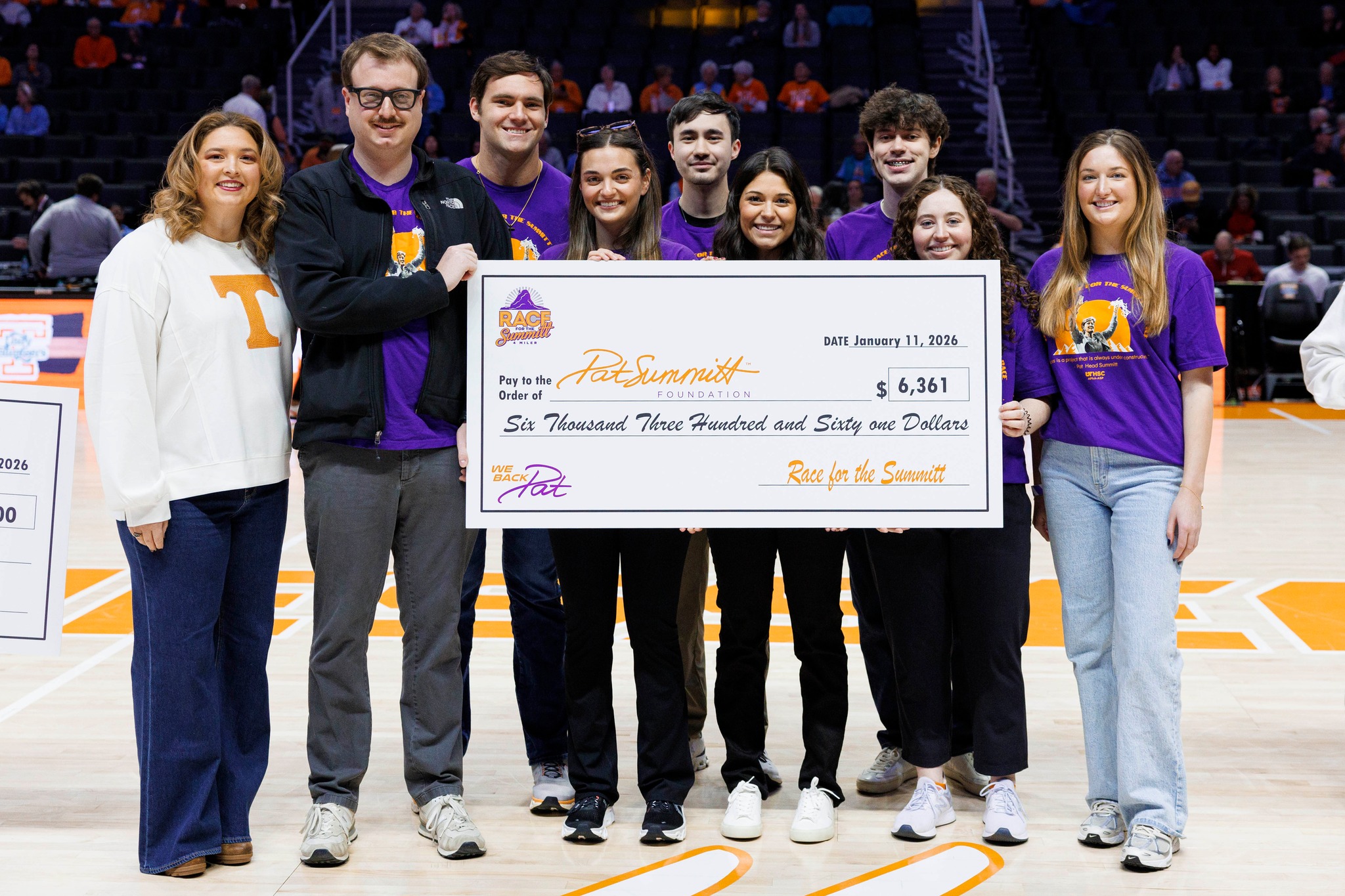 UTHSC Pharmacy Students Donate $6,361 to Pat Summitt Foundation for Alzheimer’s Research